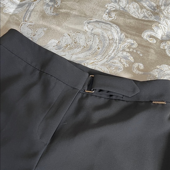 Women’s Black wide leg capris Pants - Picture 8 of 9